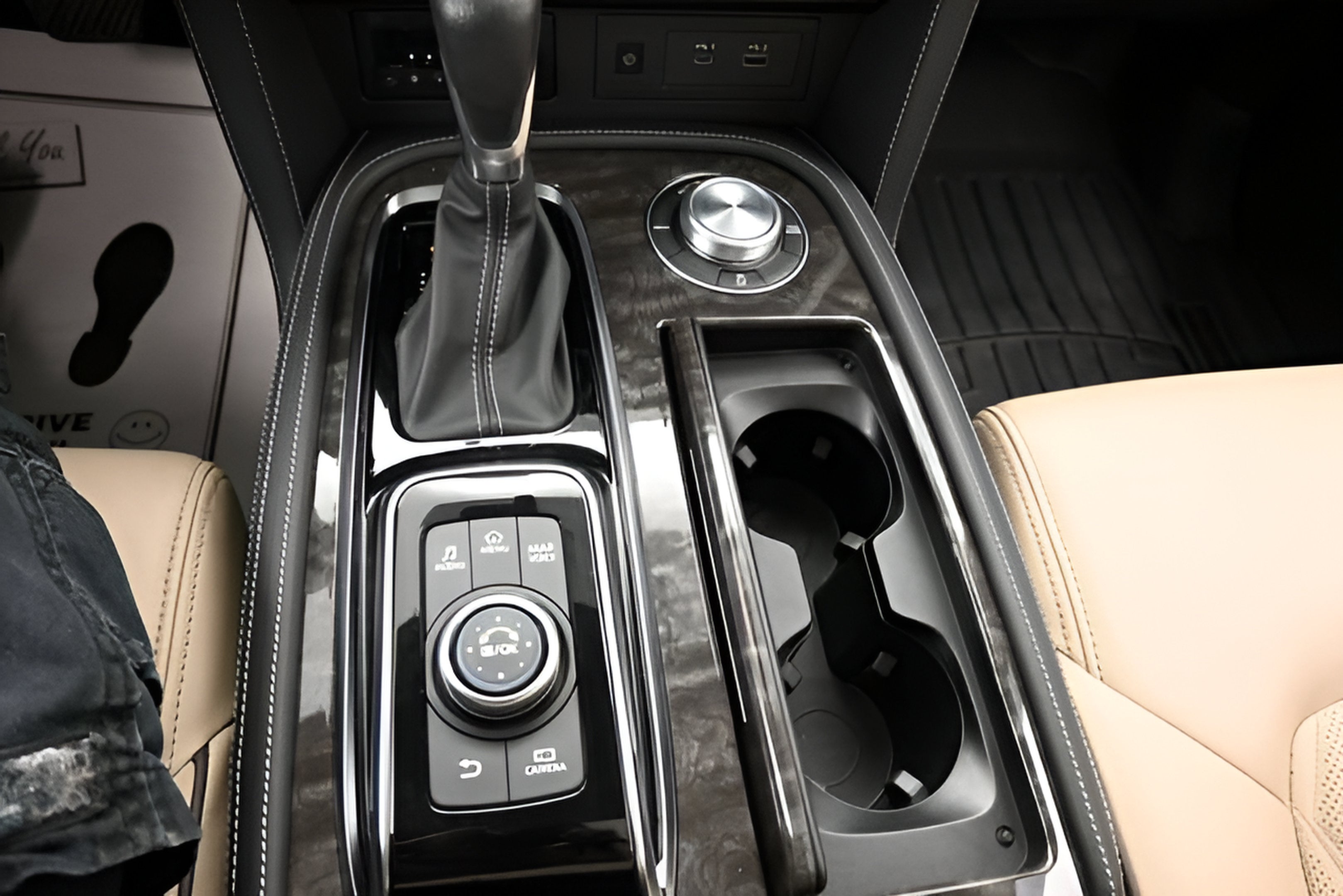 2022 Nissan Armada Platinum