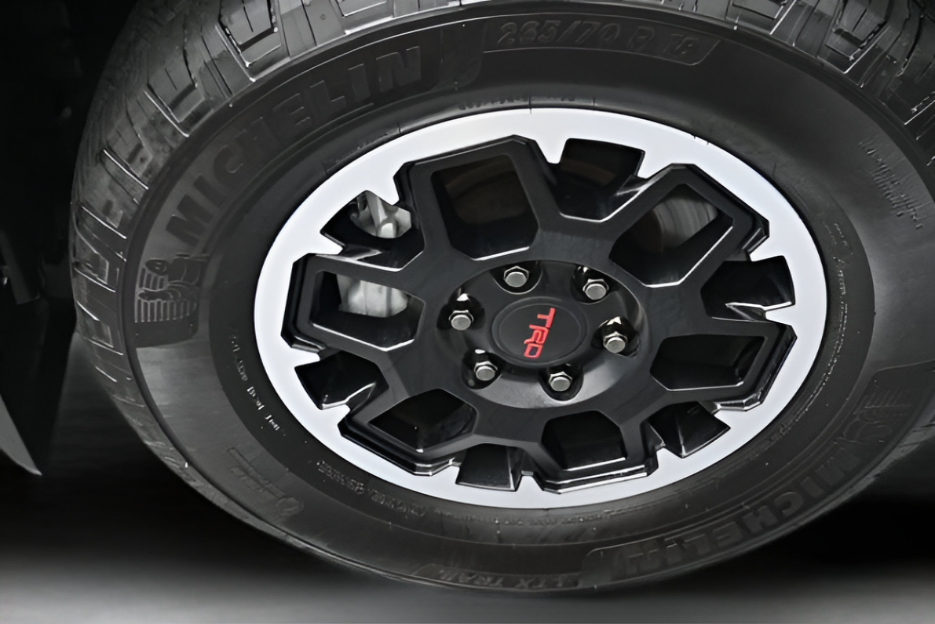 2025 Toyota 4Runner i-FORCE MAX Hybrid TRD Off Road Premium