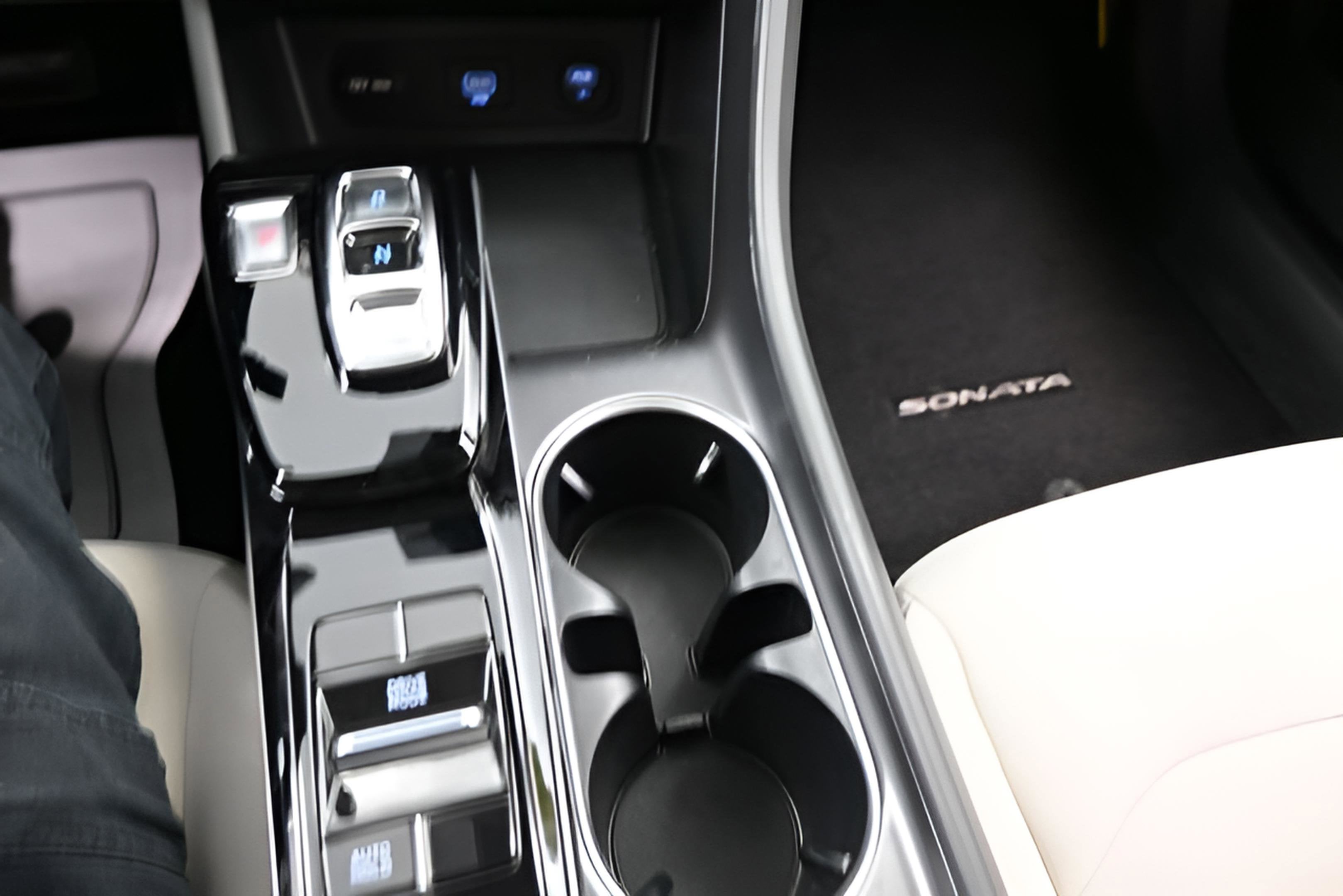 2023 Hyundai Sonata SE