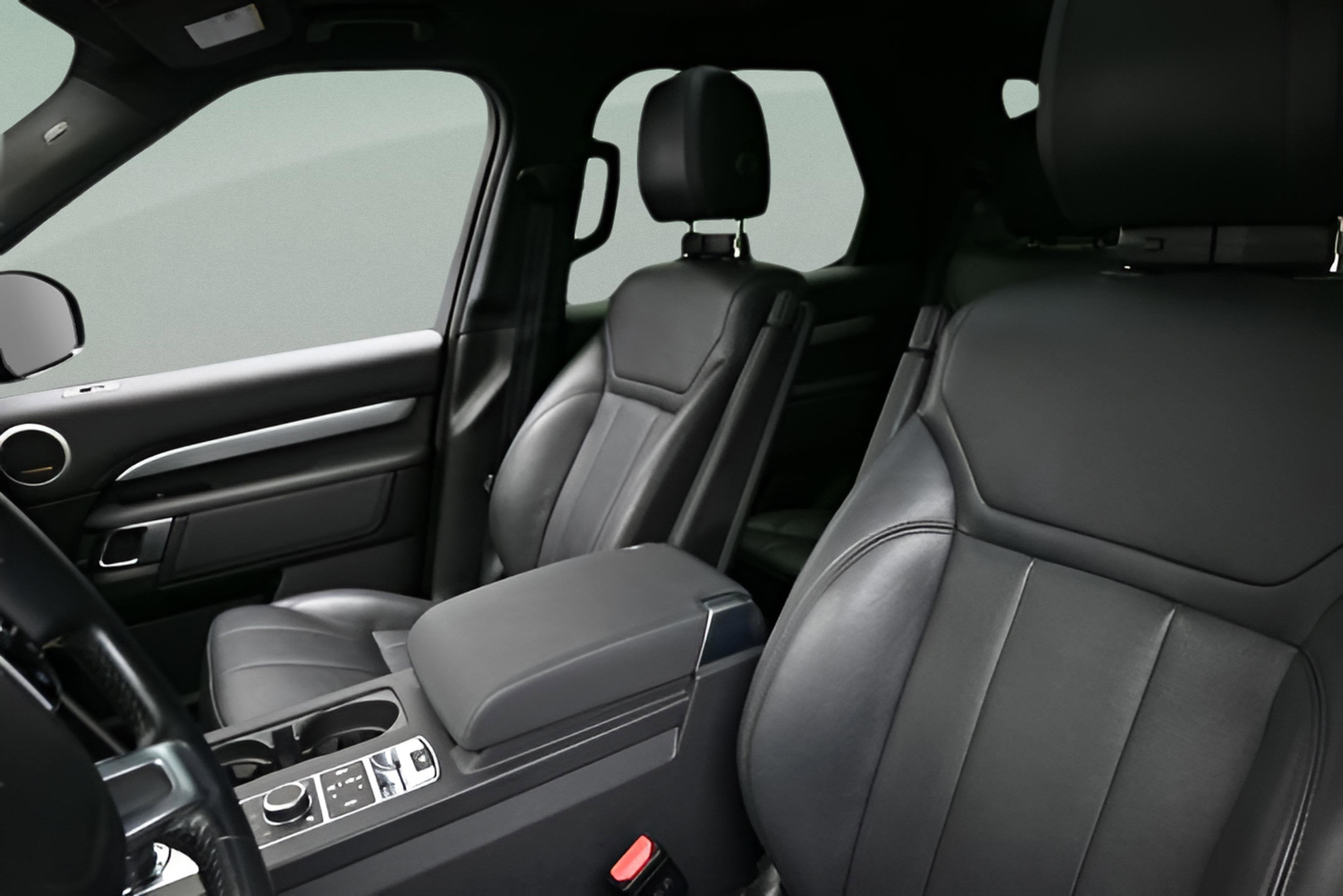 2020 Land Rover Discovery Landmark Edition