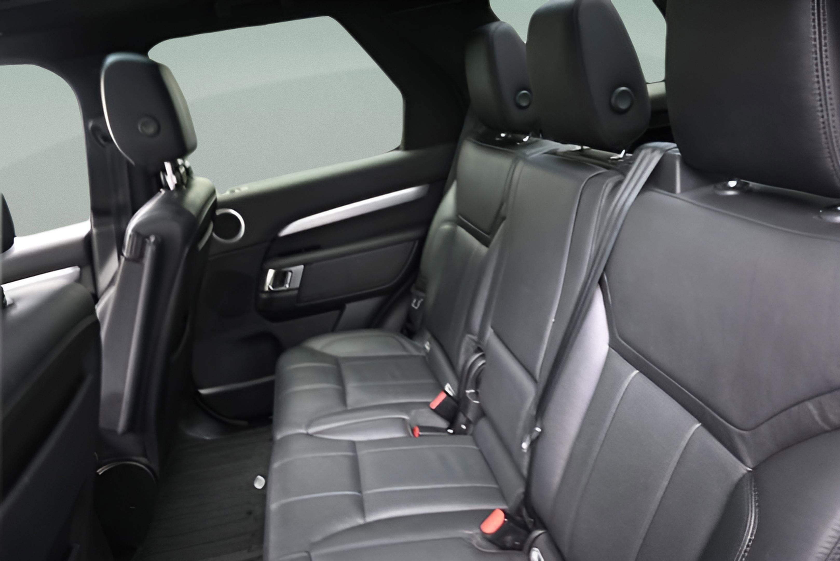2020 Land Rover Discovery Landmark Edition