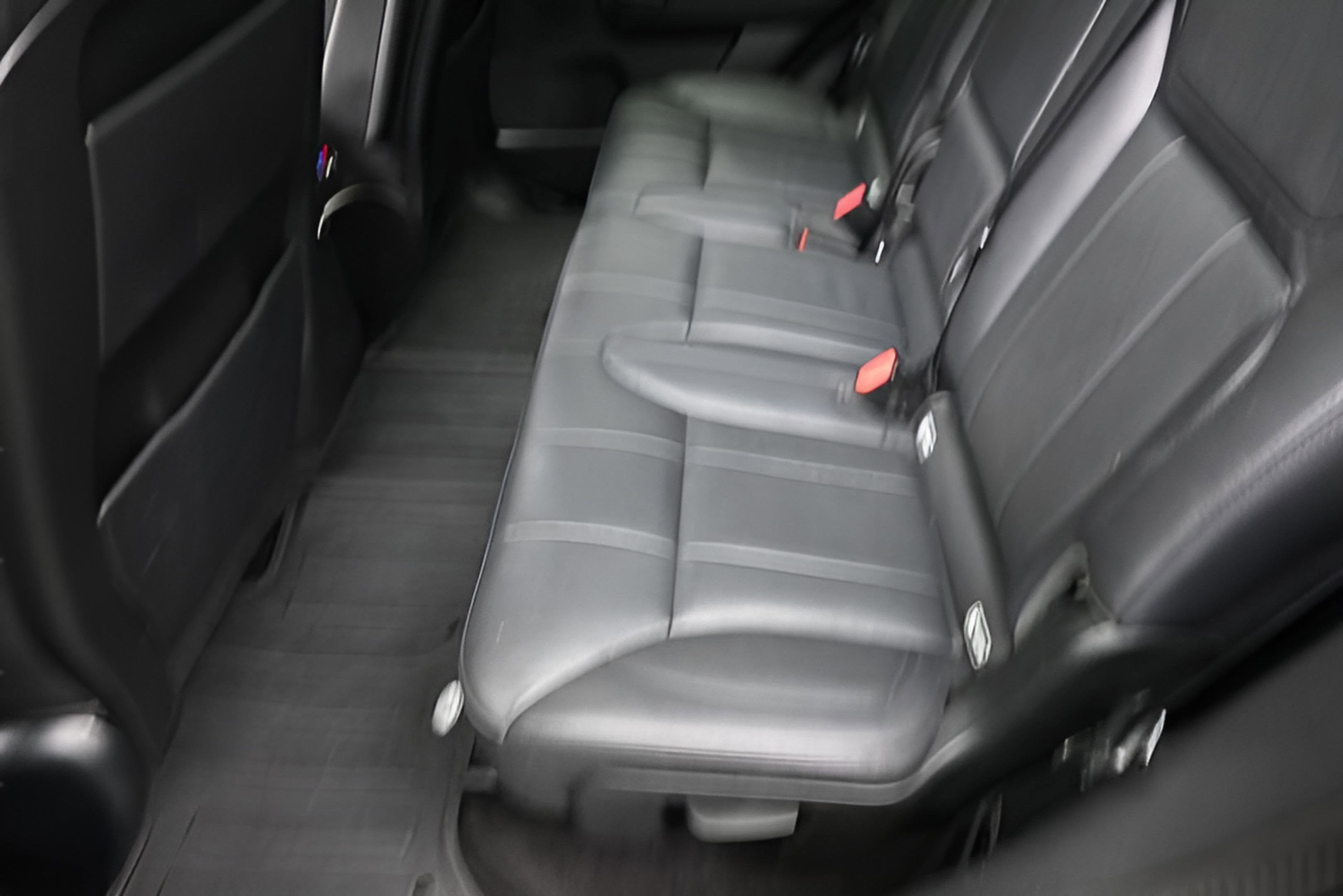 2020 Land Rover Discovery Landmark Edition