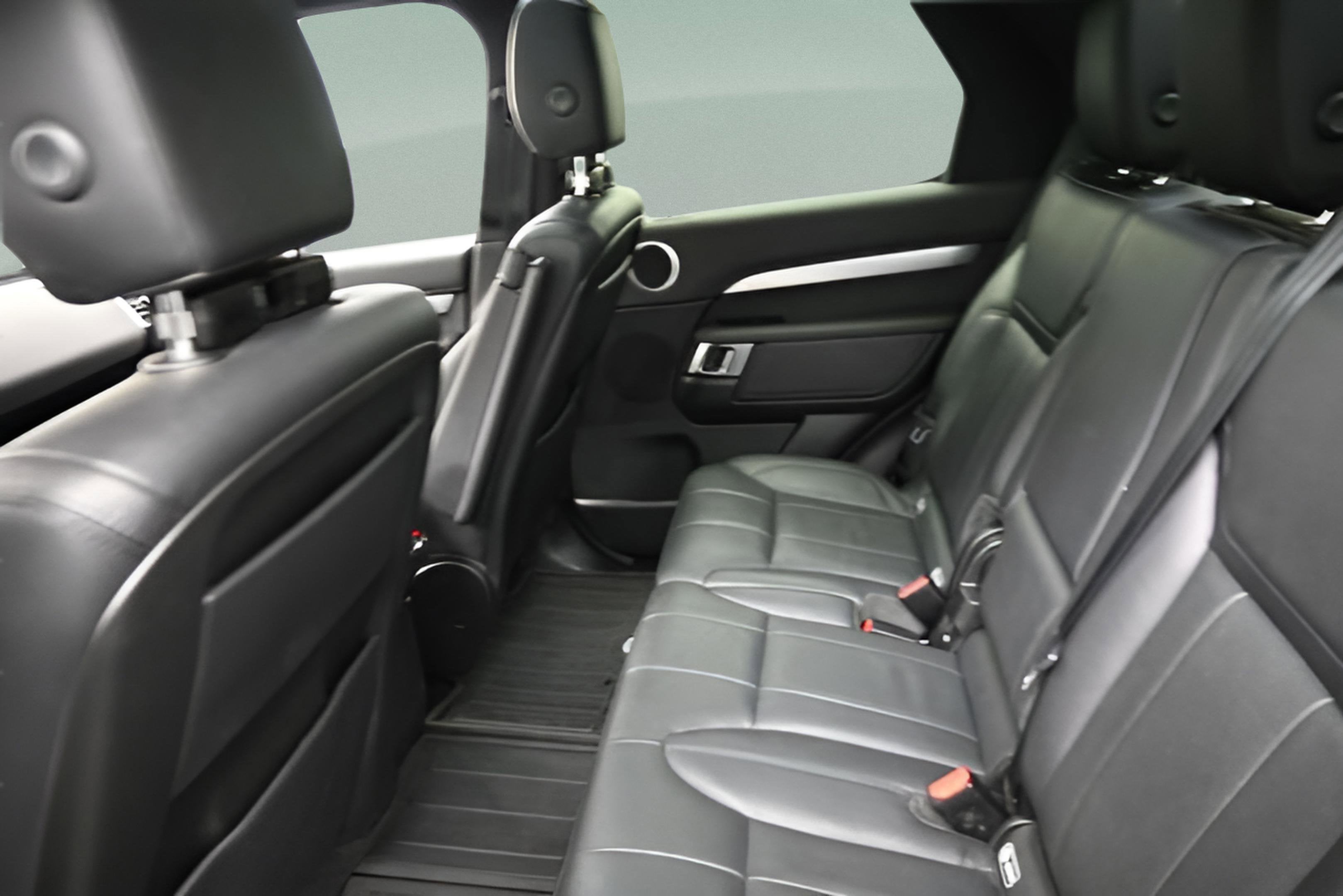 2020 Land Rover Discovery Landmark Edition