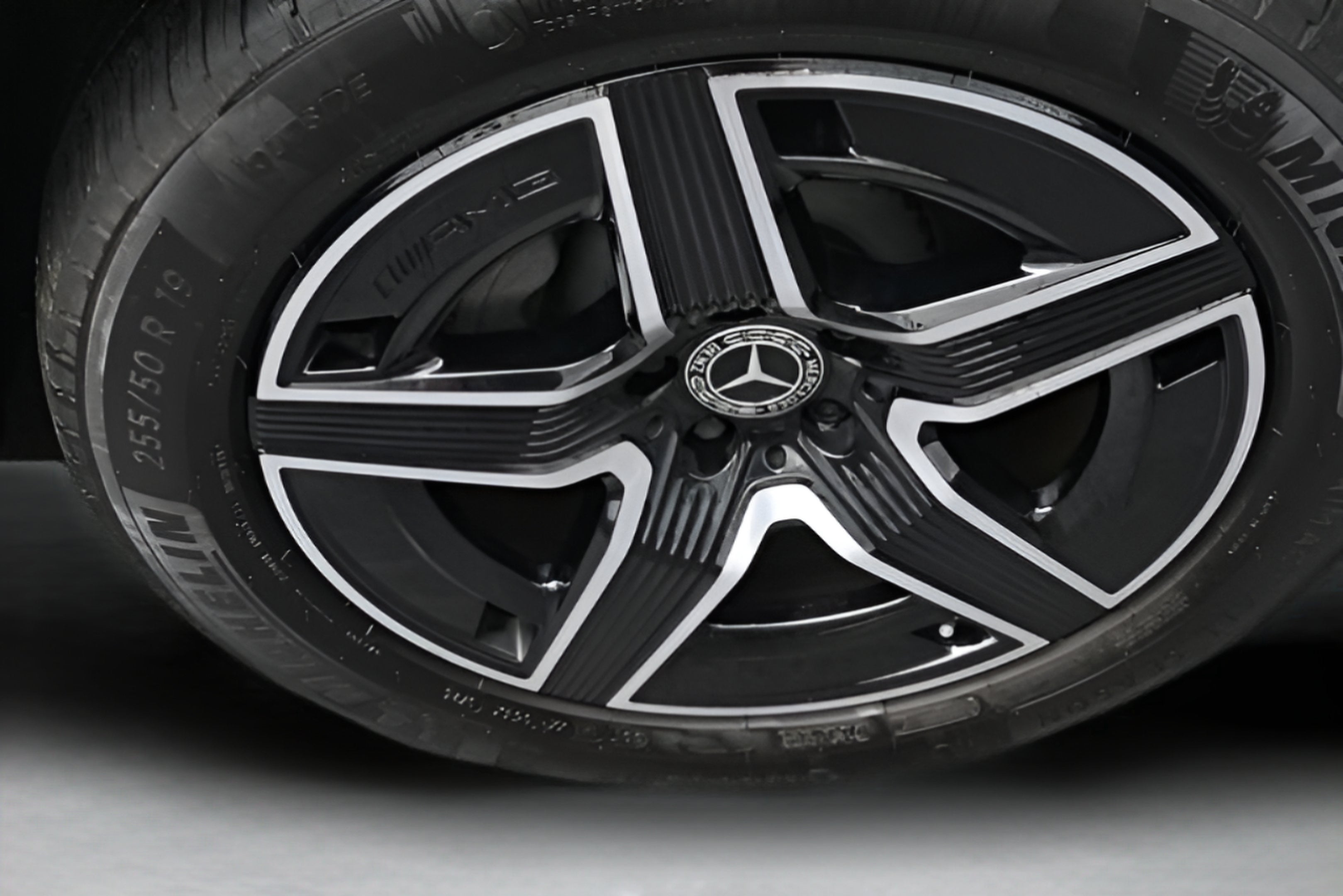 2024 Mercedes-Benz GLC GLC 300