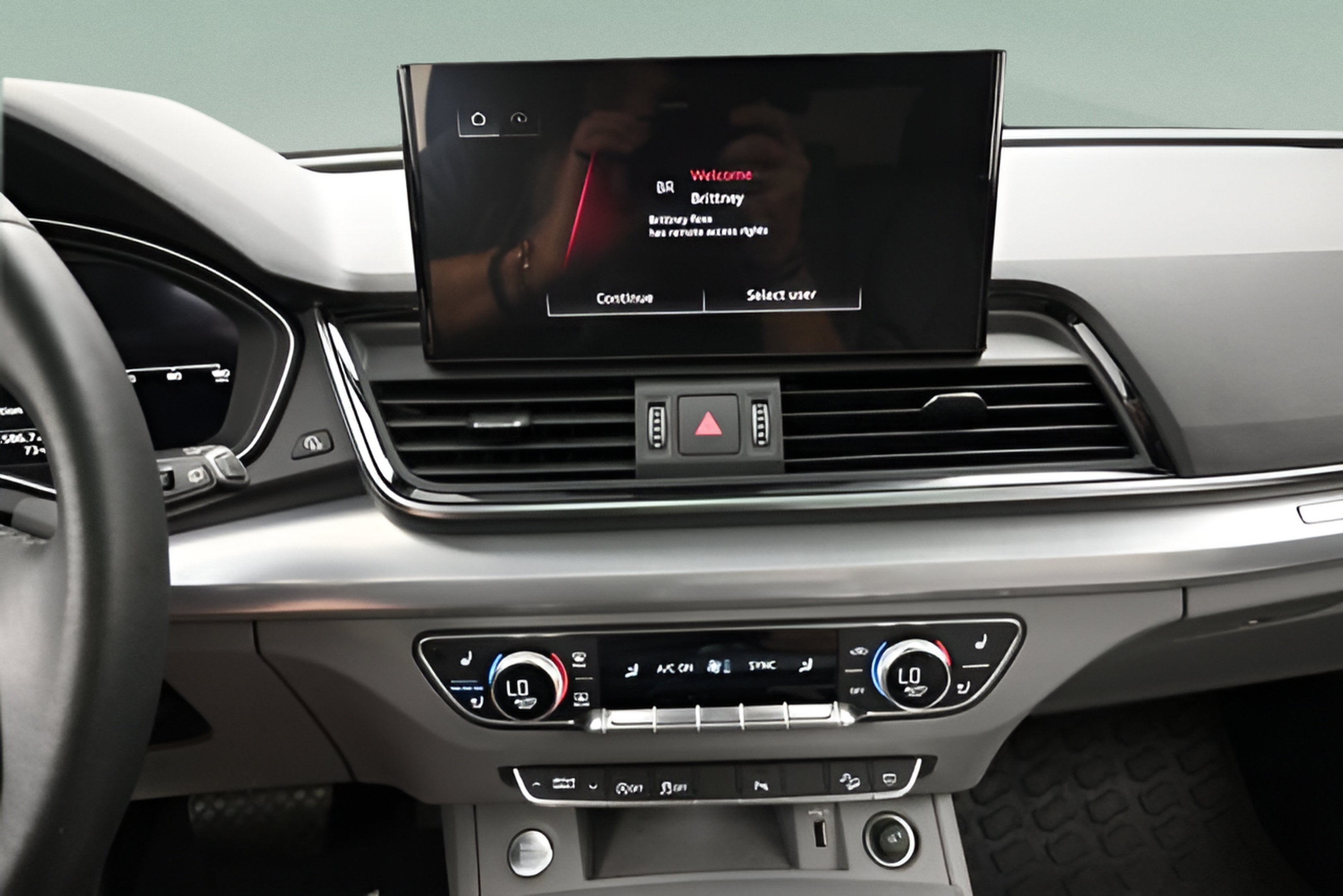 2023 Audi Q5 Sportback 45 S line Premium quattro