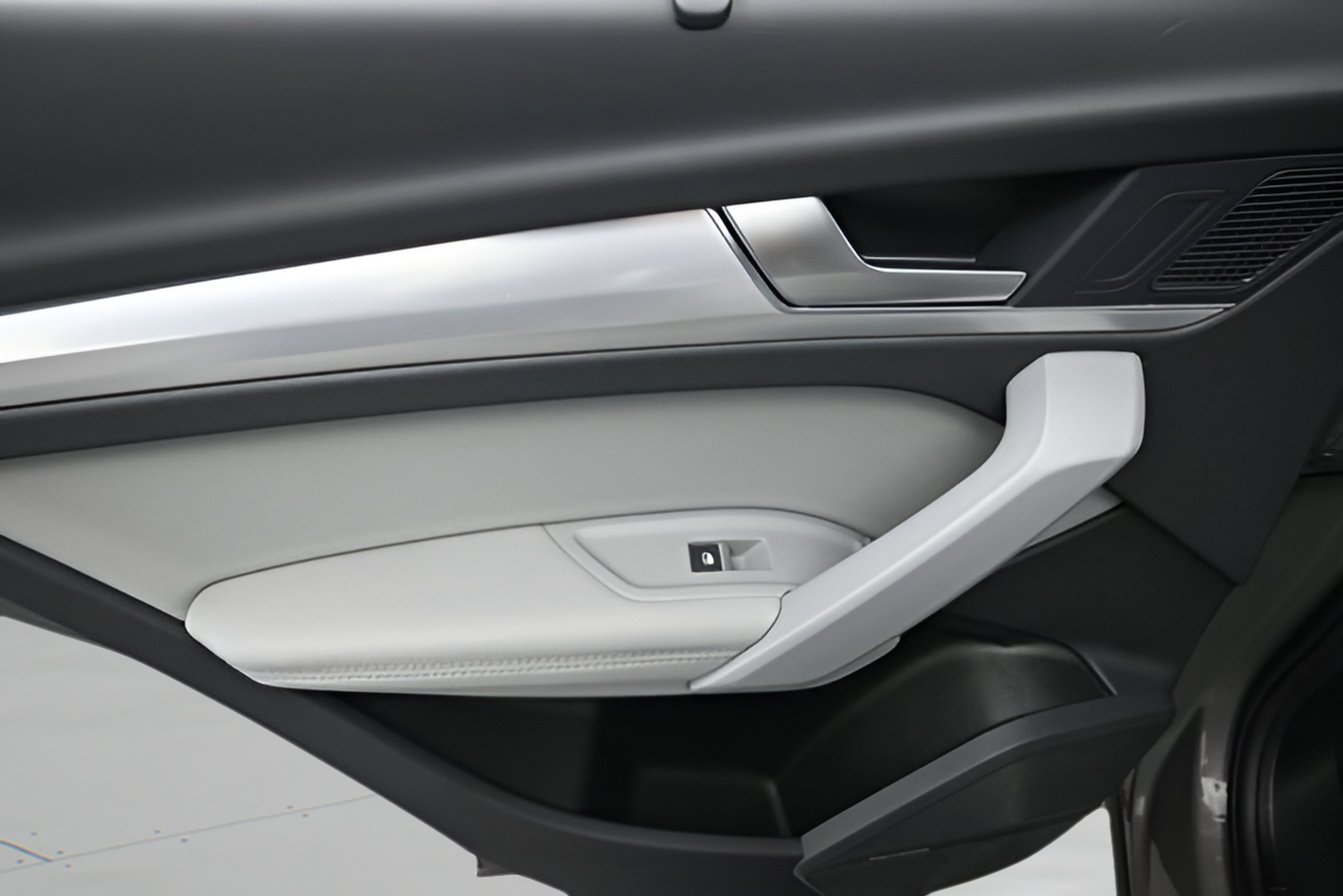 2023 Audi Q5 Sportback 45 S line Premium quattro