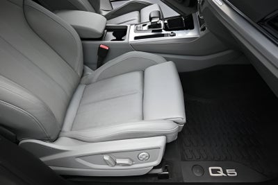 2023 Audi Q5 Sportback 45 S line Premium quattro