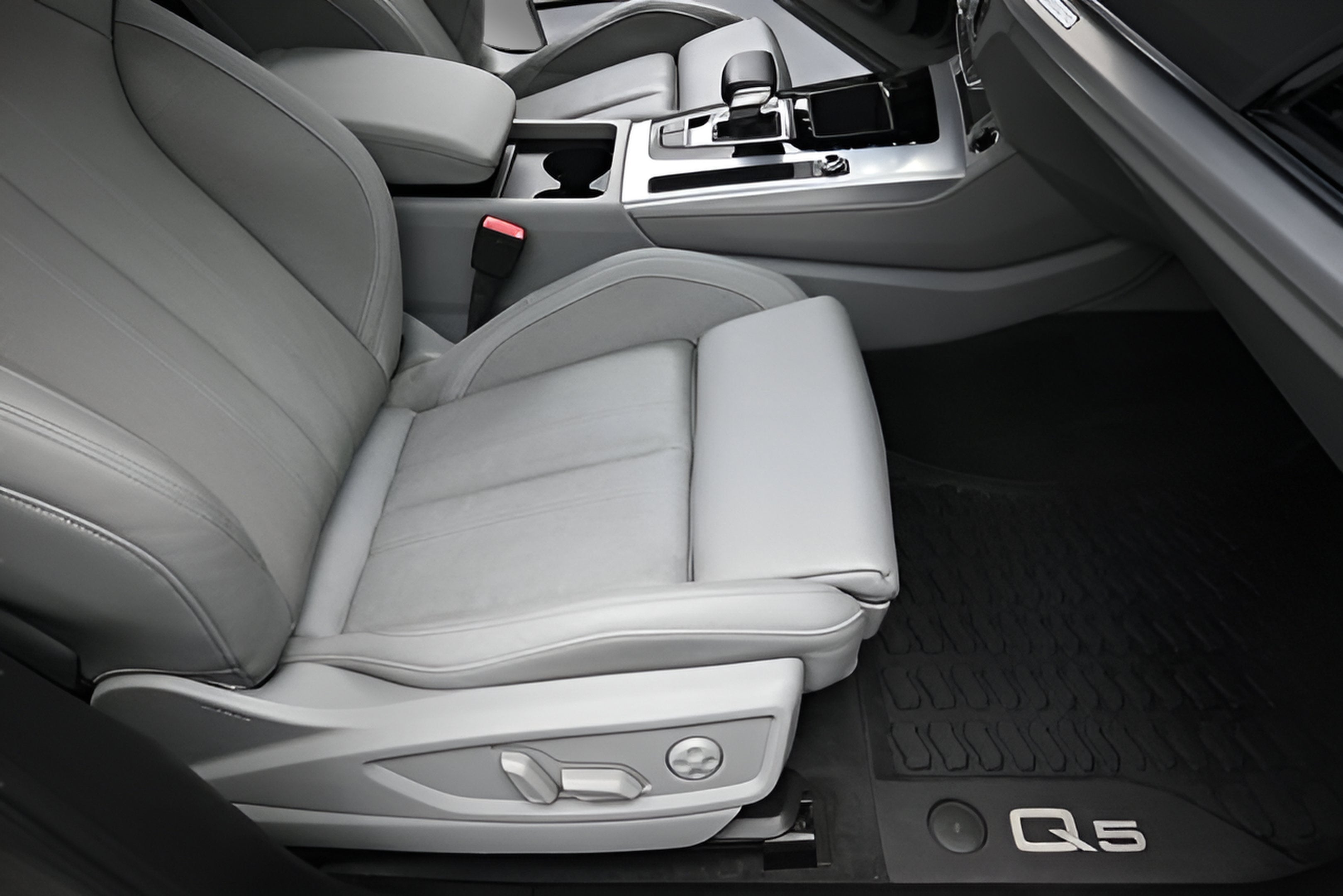 2023 Audi Q5 Sportback 45 S line Premium quattro