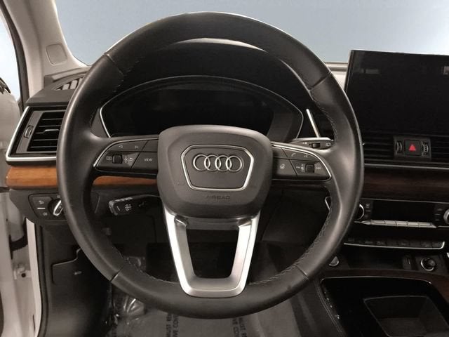 2023 Audi Q5 45 S line Premium quattro