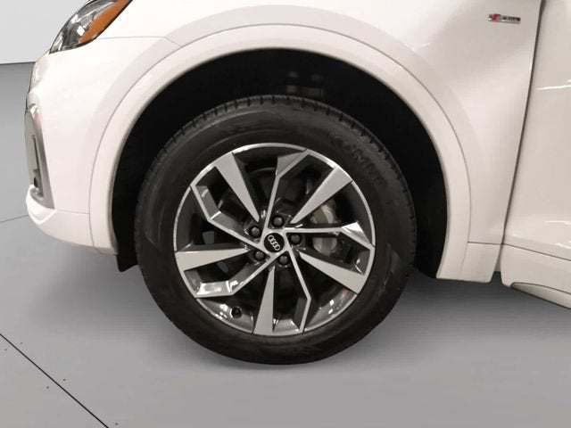 2023 Audi Q5 45 S line Premium quattro