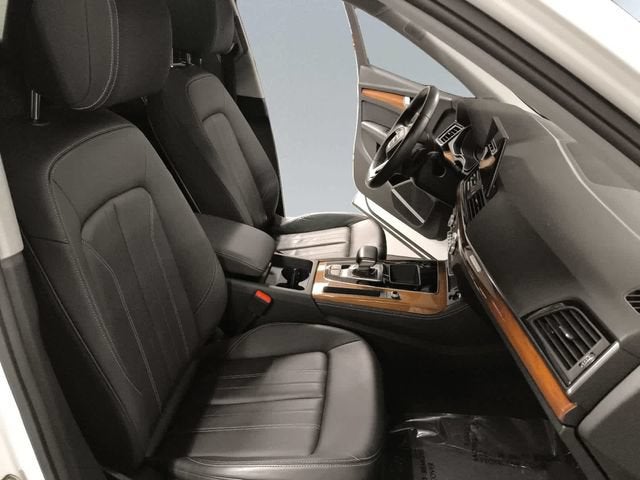 2023 Audi Q5 45 S line Premium quattro