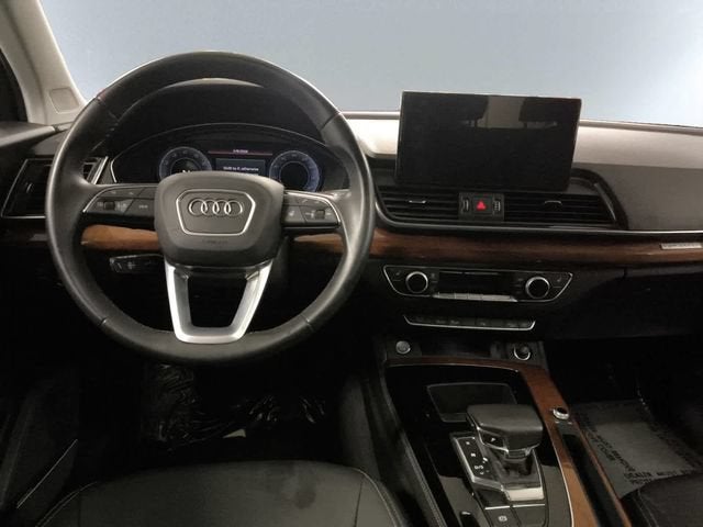 2023 Audi Q5 45 S line Premium quattro