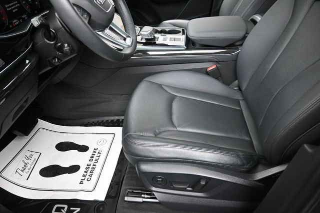 2023 Audi Q7 45 Premium Plus quattro