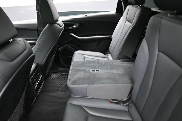 2023 Audi Q7 45 Premium Plus quattro