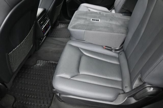 2023 Audi Q7 45 Premium Plus quattro