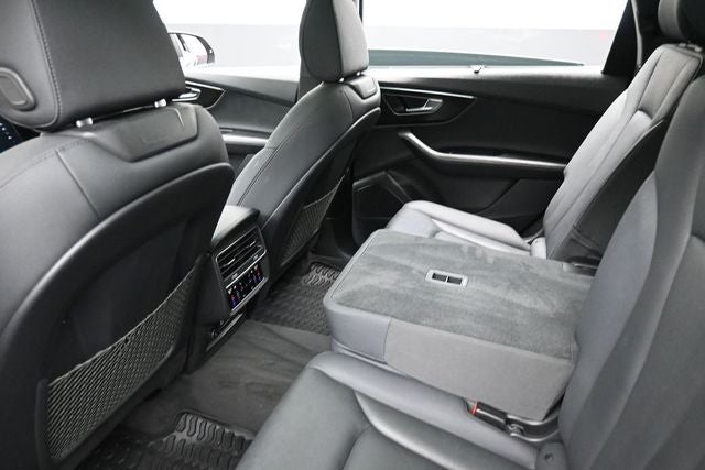 2023 Audi Q7 45 Premium Plus quattro