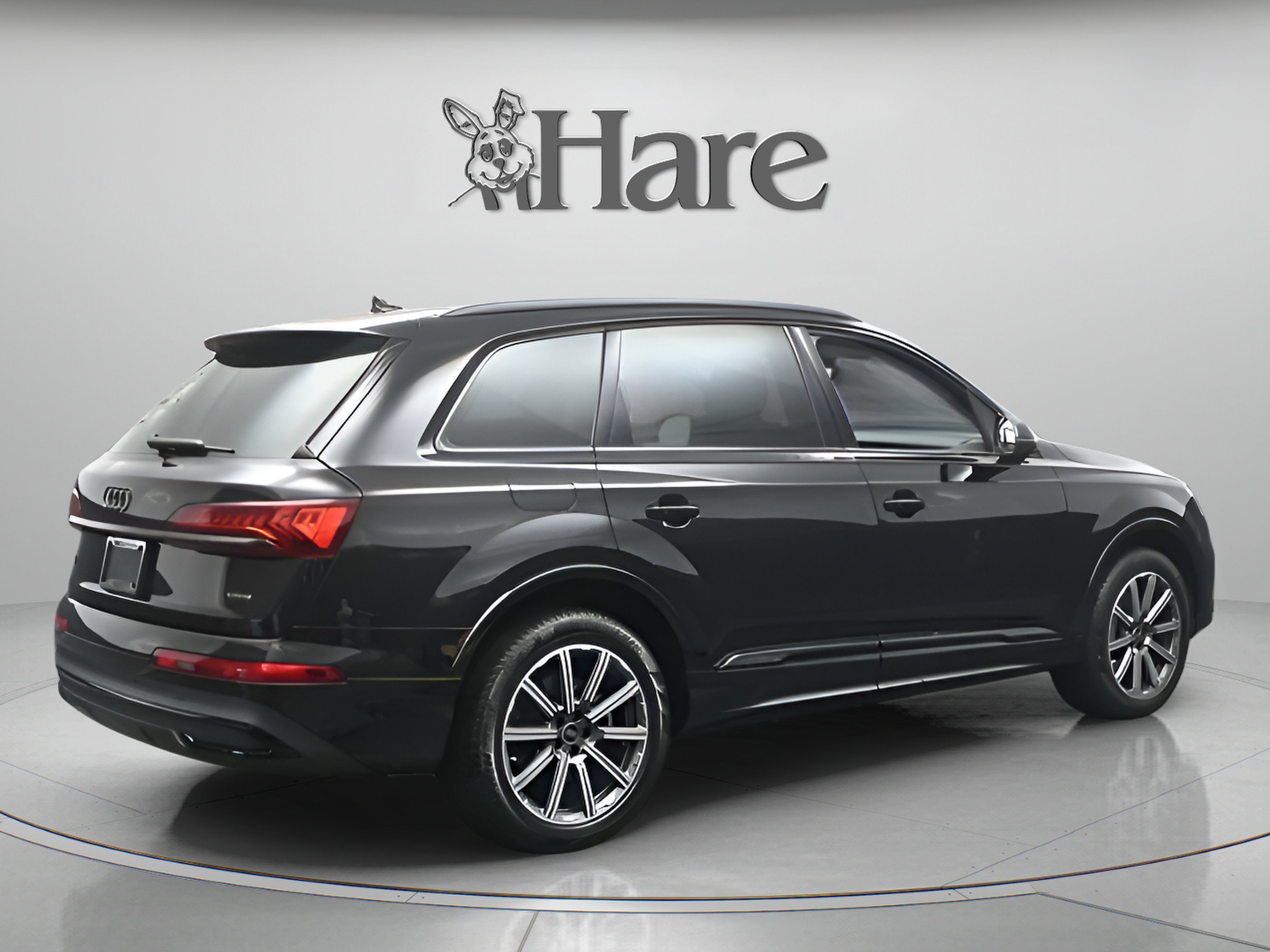 2023 Audi Q7 45 Premium Plus quattro