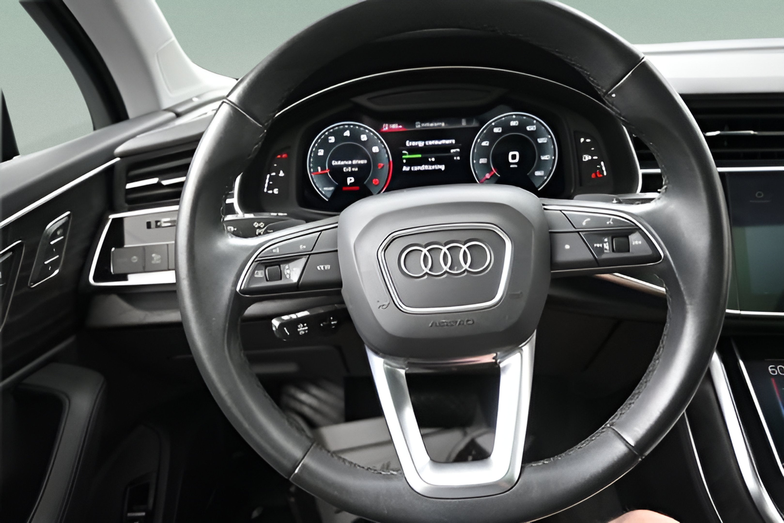2023 Audi Q7 45 Premium Plus quattro