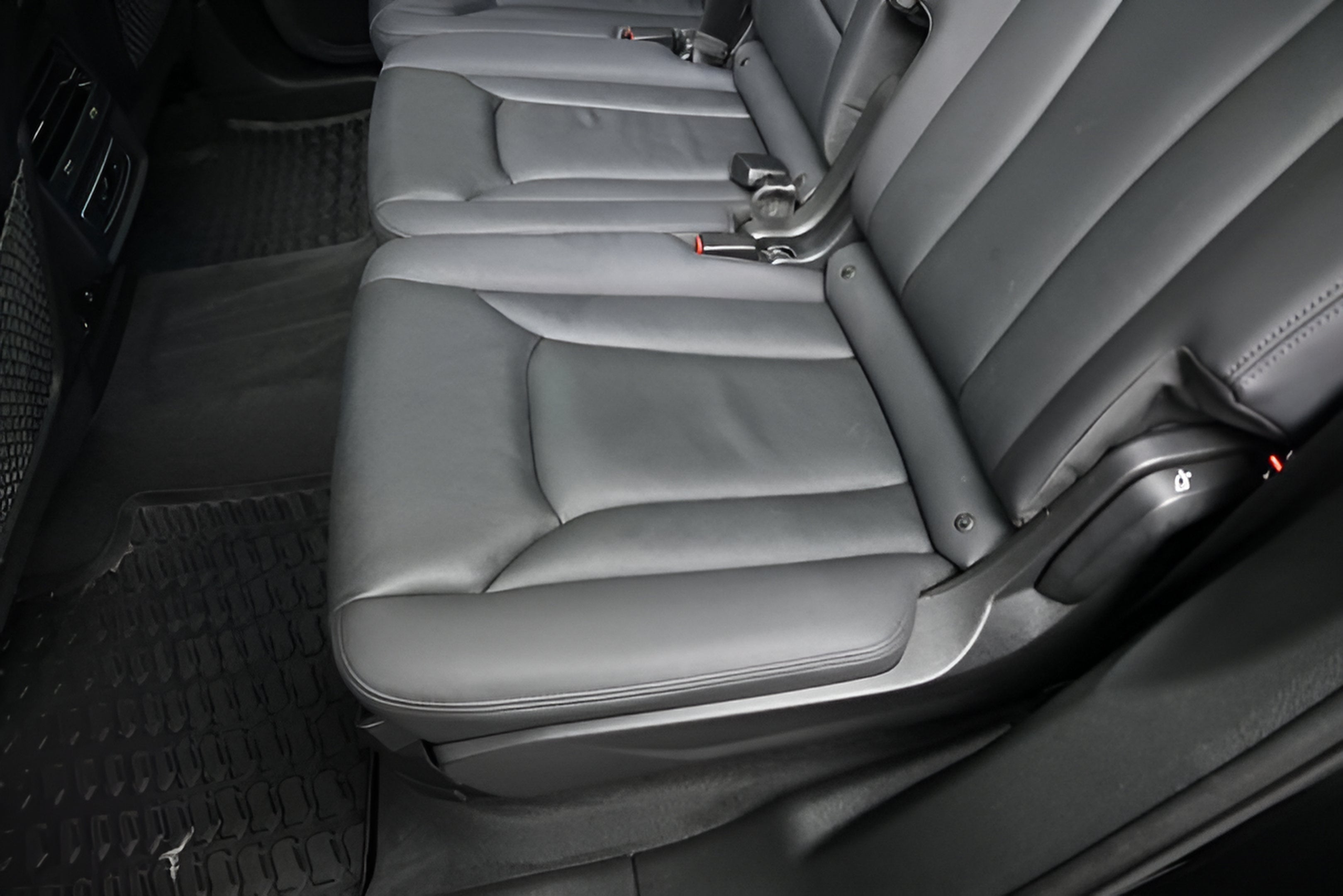 2023 Audi Q7 45 Premium Plus quattro