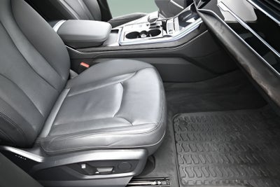 2023 Audi Q7 45 Premium Plus quattro