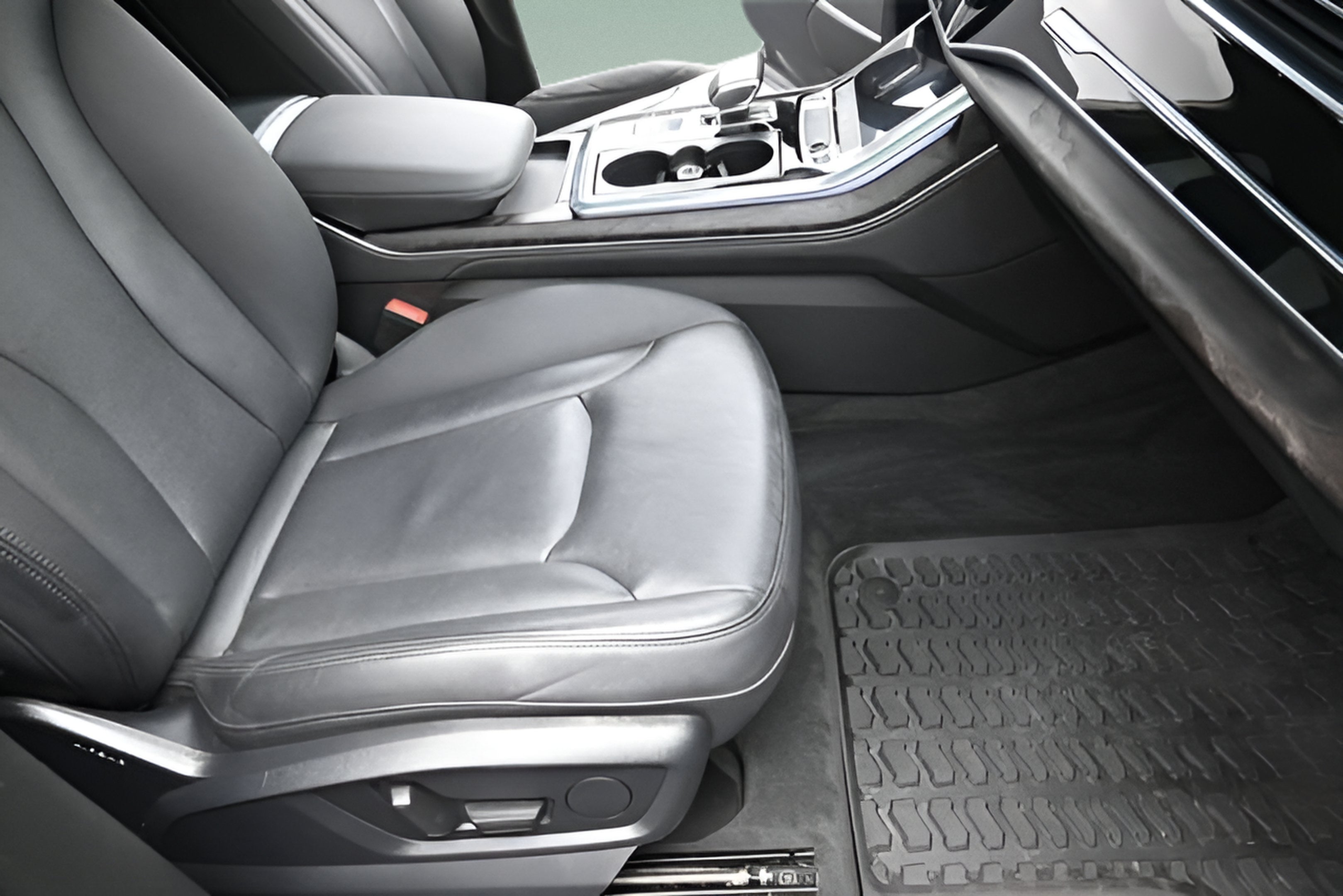 2023 Audi Q7 45 Premium Plus quattro