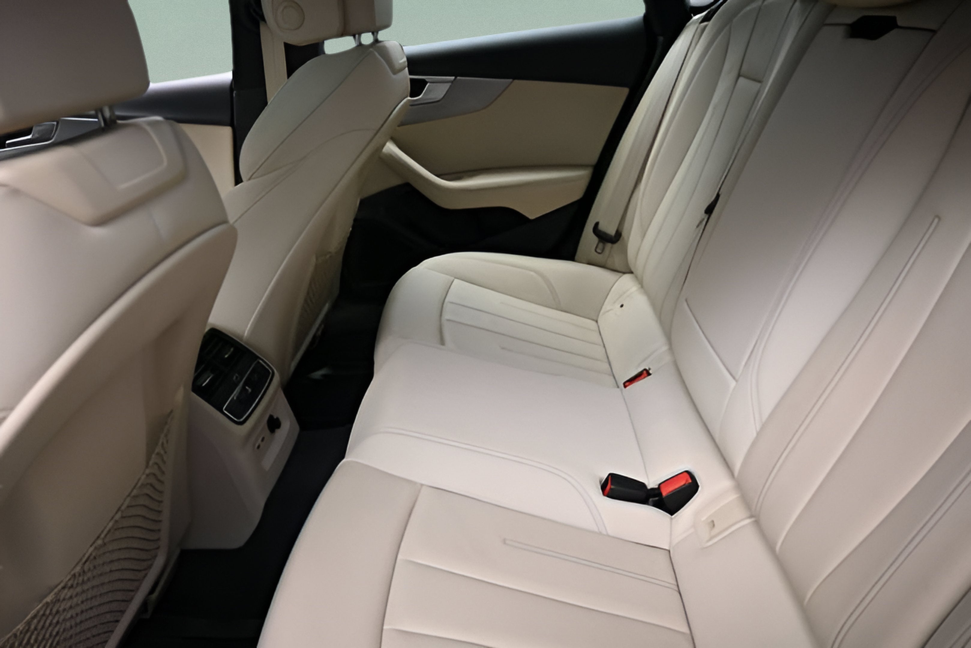 2023 Audi A5 Sportback 45 S line Premium Plus quattro