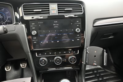 2019 Volkswagen Golf R DCC & Navigation 4Motion
