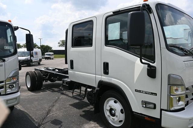 2027 Isuzu NPRGASHD CREW 14500 GVW 176WB