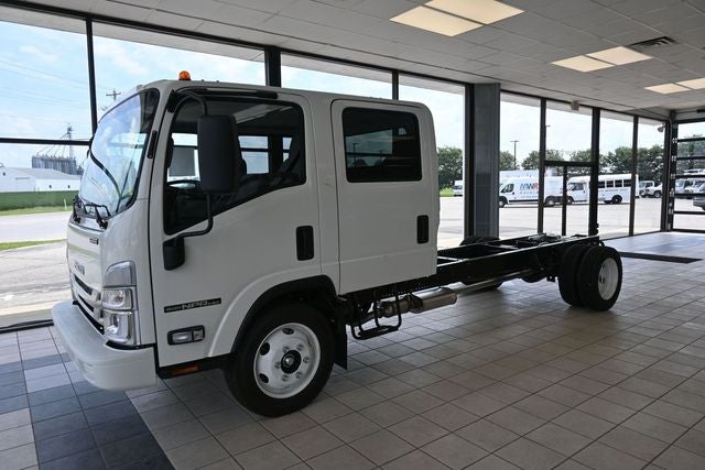 2027 Isuzu NPRGASHD CREW 14500 GVW 176 WB