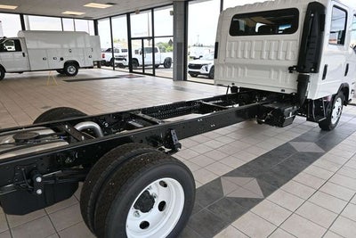 2027 Isuzu NPRGASHD CREW 14500 GVW 176 WB