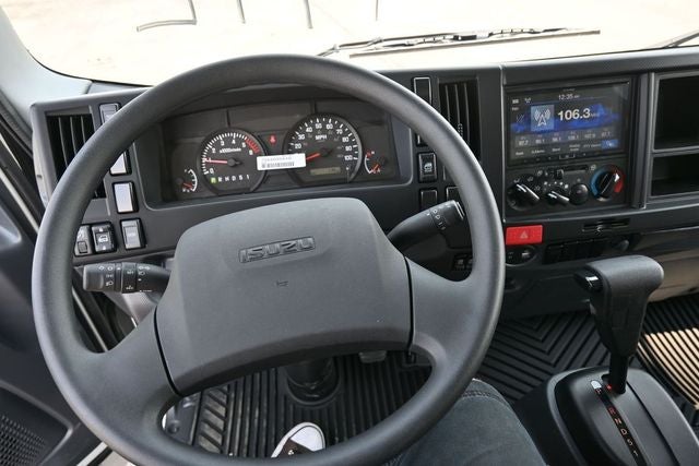 2027 Isuzu NPRGASHD CREW 14500 GVW 176WB
