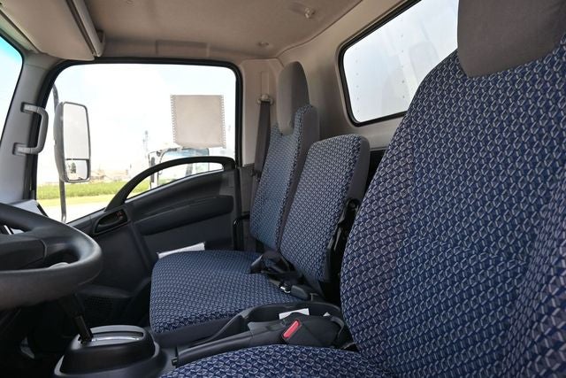 2024 Isuzu NPR HD - Photo 5