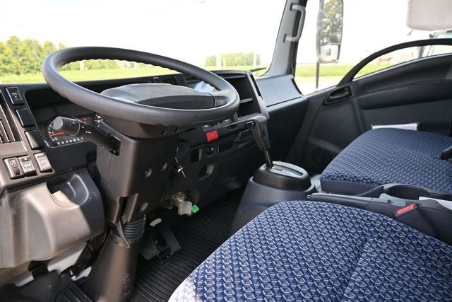 2024 Isuzu NPR HD - Photo 7