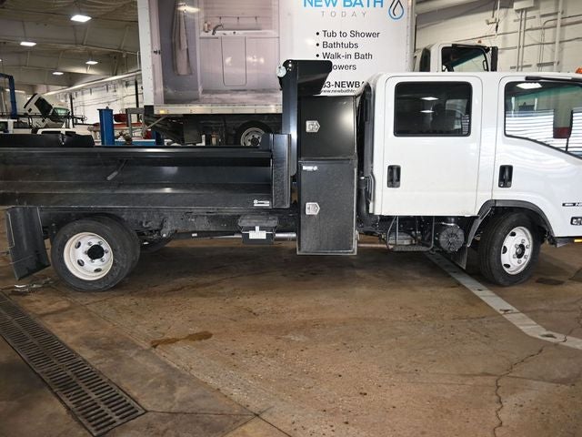 2024 Isuzu NRRGASCREW 19500 GVW